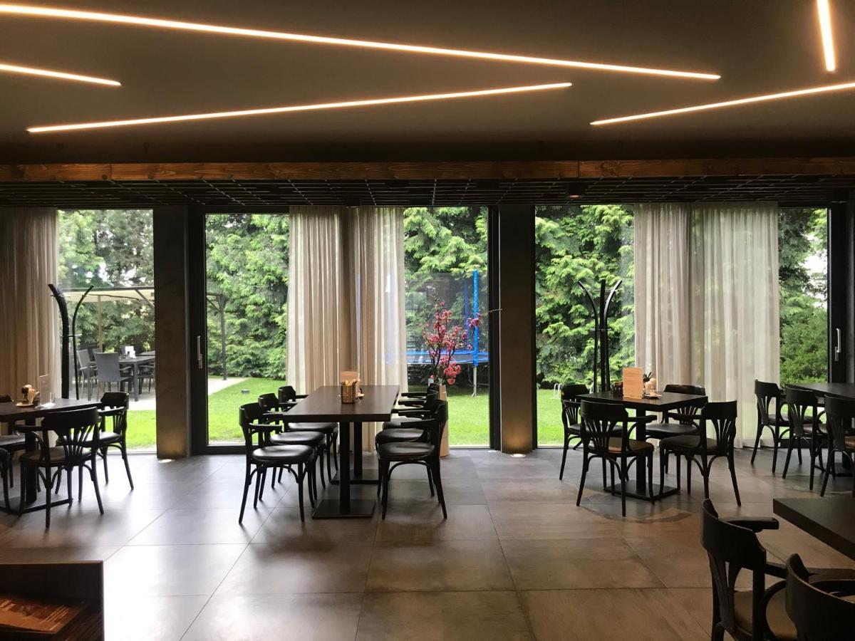 Restaurace a Penzion U Klásků Olmütz Exterior foto